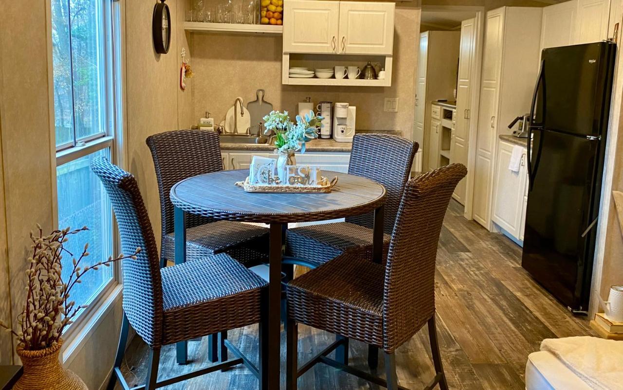 Your Own Cozy Tiny Home Austell Bagian luar foto